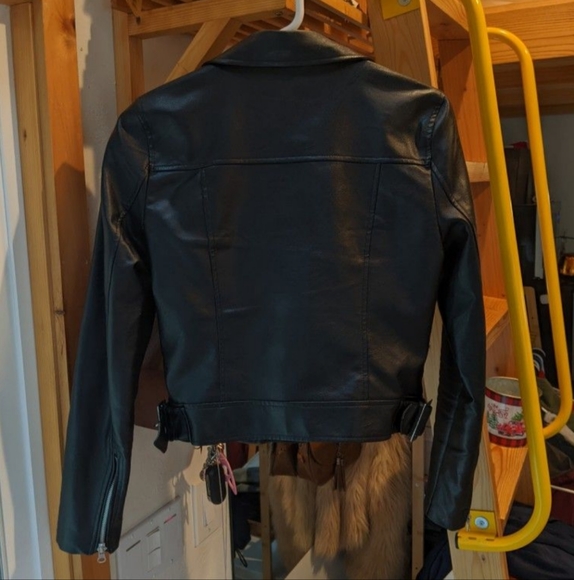 Faux Leather Jacket - Super High Quality! - Picture 4 of 10